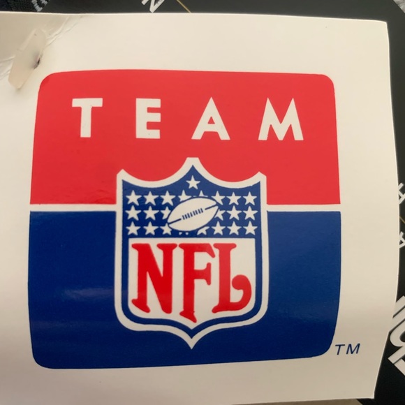 Dallas Cowboys gloves (one size fit most) - Picture 3 of 5